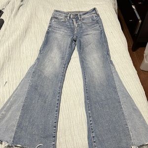 American eagle size 6 stretchy flair jean